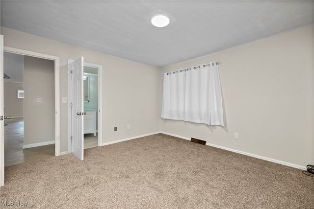 954 Bennett Drive, Elyria, OH 44035