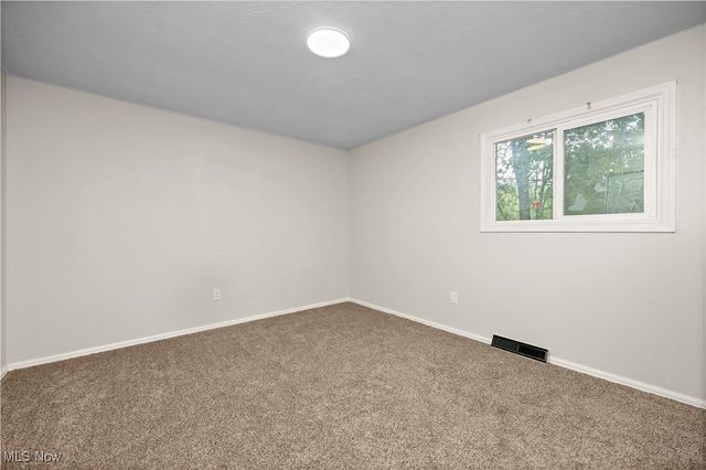 954 Bennett Drive, Elyria, OH 44035