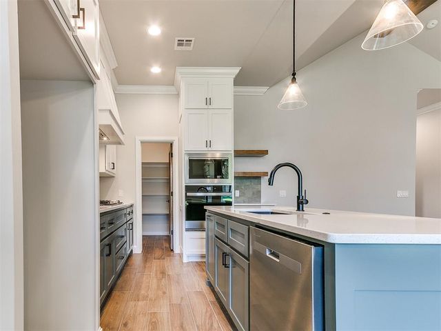 13401 Porto Lane, Oklahoma City, OK 73170