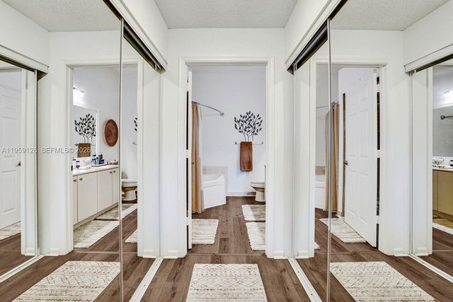 274 Coral Trace Ln, Delray Beach, FL 33445