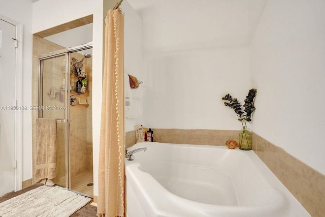 274 Coral Trace Ln, Delray Beach, FL 33445