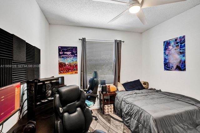 274 Coral Trace Ln, Delray Beach, FL 33445