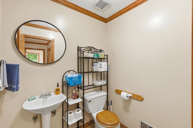 16291 24th Avenue, Coopersville, MI 49404