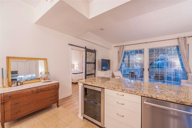 3225 Turtle Creek Boulevard 234, Dallas, TX 75219