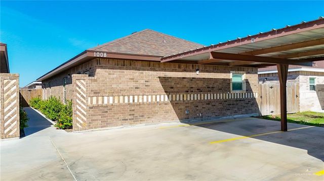 1008 W Kohala Avenue, Alton, TX 78574