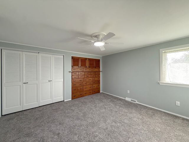 2822 28th Avenue, Rock Island, IL 61201