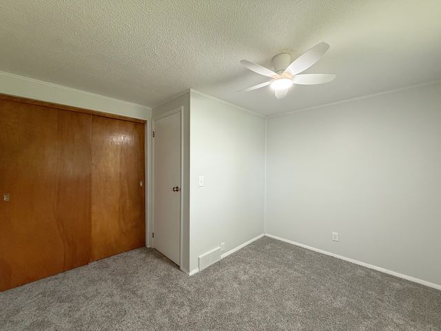 2822 28th Avenue, Rock Island, IL 61201