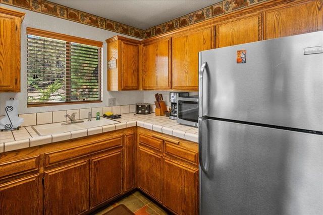 819 Cameron Drive, Big Bear, CA 92315