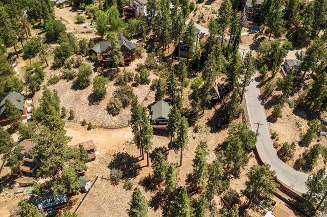 819 Cameron Drive, Big Bear, CA 92315