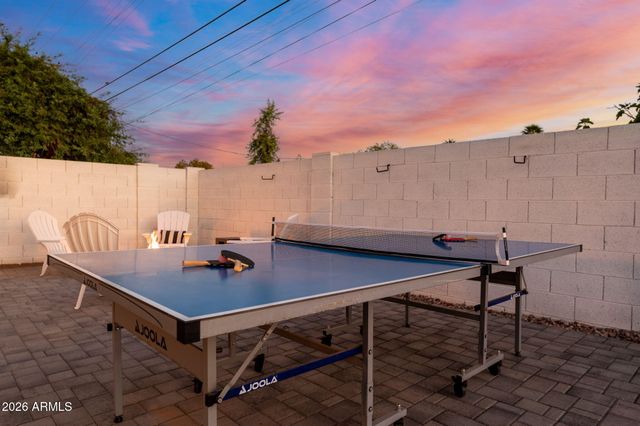 8243 E MONTECITO Avenue, Scottsdale, AZ 85251
