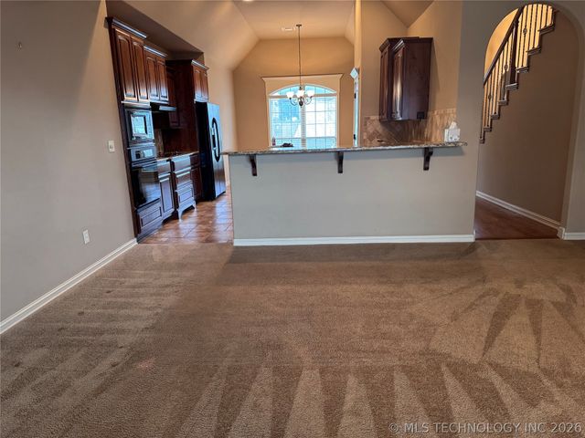810 S Tallchief Avenue, Skiatook, OK 74070