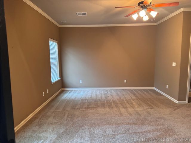 810 S Tallchief Avenue, Skiatook, OK 74070