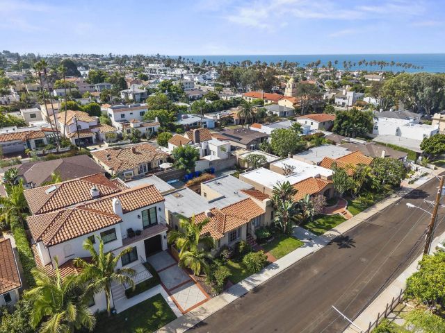 607 Arenas, La Jolla, CA 92037