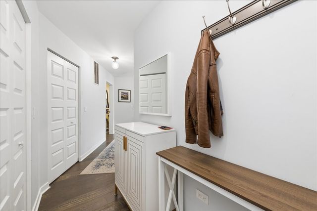 1155 W Madison Street 312, Chicago, IL 60607