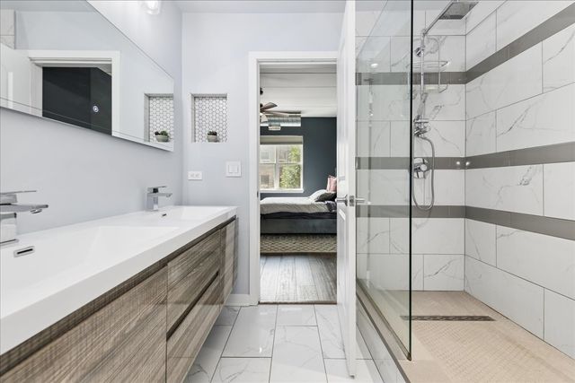 1155 W Madison Street 312, Chicago, IL 60607