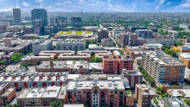 1155 W Madison Street 312, Chicago, IL 60607