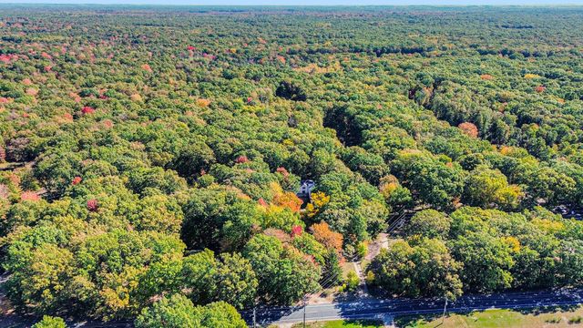 1351 56th Street, Fennville, MI 49408