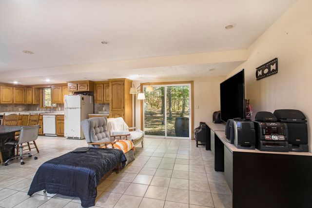 1351 56th Street, Fennville, MI 49408