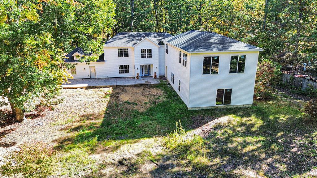 1351 56th Street, Fennville, MI 49408