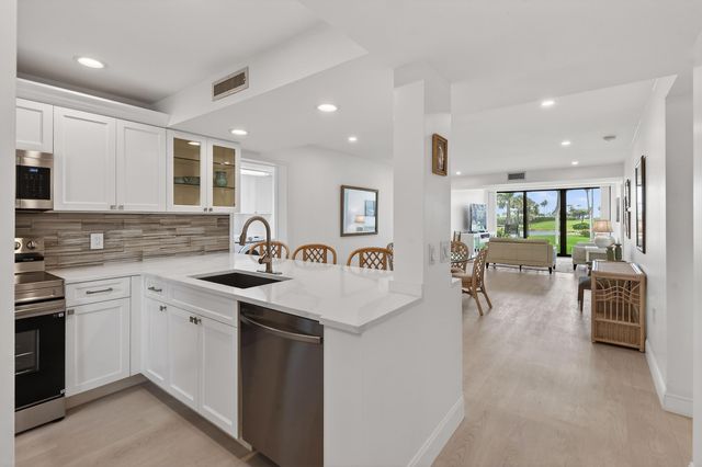 301 S Seas Drive 104, Jupiter, FL 33477