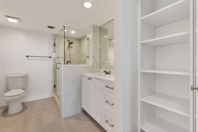 301 S Seas Drive 104, Jupiter, FL 33477