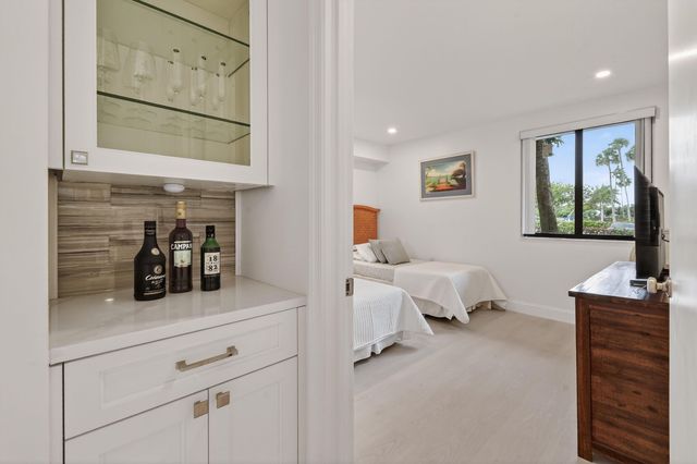 301 S Seas Drive 104, Jupiter, FL 33477