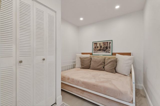 301 S Seas Drive 104, Jupiter, FL 33477