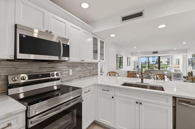 301 S Seas Drive 104, Jupiter, FL 33477