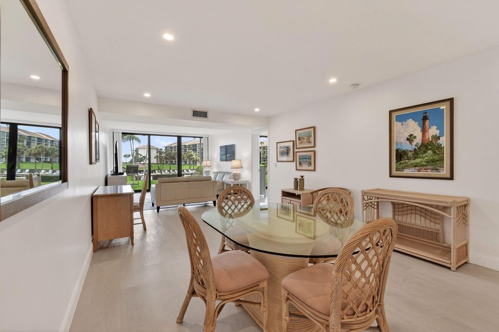 301 S Seas Drive 104, Jupiter, FL 33477