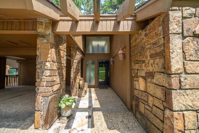 200 Discovery Bay Ln Apt 4, Hot Springs, AR 71913