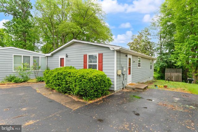 17423 & 17419 WILSON ST, Dumfries, VA 22026