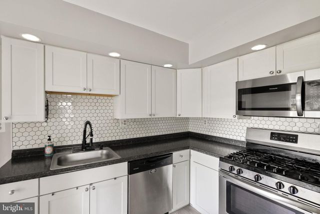 17423 & 17419 WILSON ST, Dumfries, VA 22026