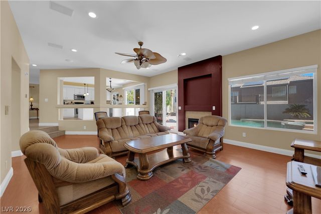9852 Snowy Canyon Court, Las Vegas, NV 89183