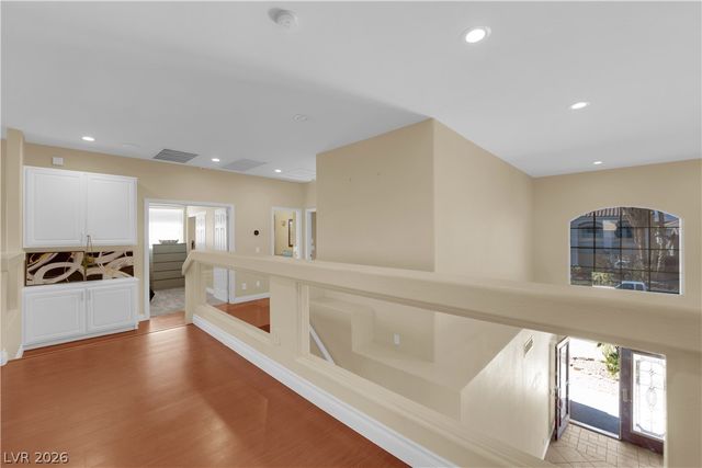 9852 Snowy Canyon Court, Las Vegas, NV 89183