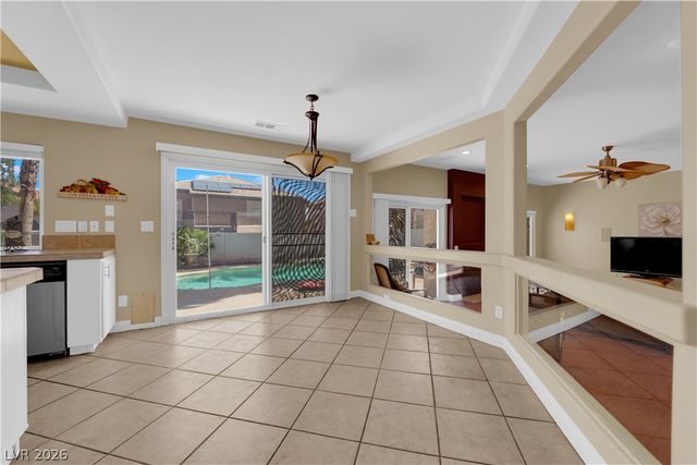 9852 Snowy Canyon Court, Las Vegas, NV 89183