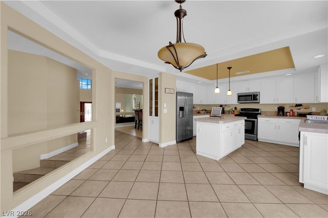 9852 Snowy Canyon Court, Las Vegas, NV 89183