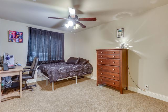 1033 Rustic Oak Way, Burleson, TX 76028