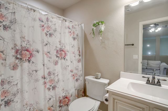 1033 Rustic Oak Way, Burleson, TX 76028
