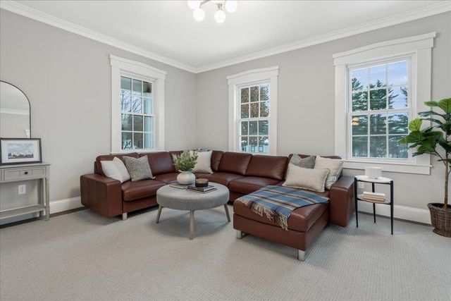 18 Souhegan Street, Milford, NH 03055