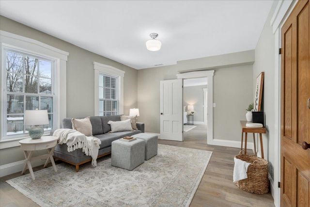 18 Souhegan Street, Milford, NH 03055