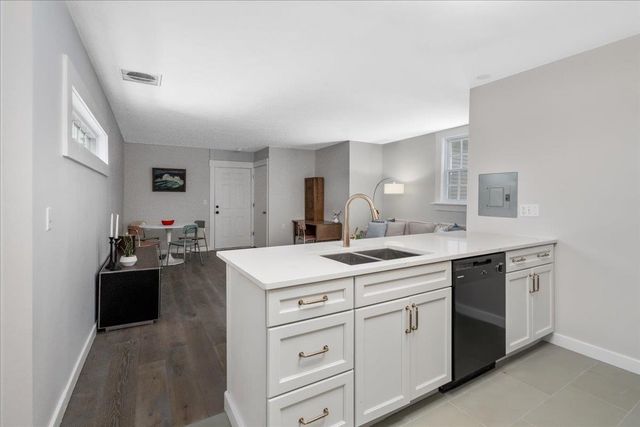 18 Souhegan Street, Milford, NH 03055