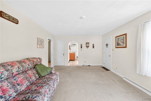 5 Marwood Road, Deerfield, NY 13502