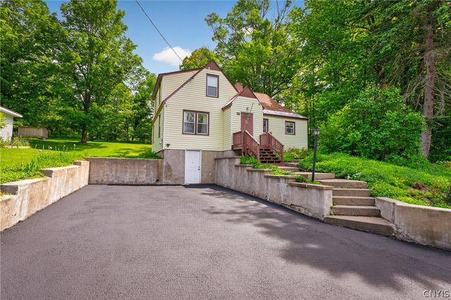 5 Marwood Road, Deerfield, NY 13502