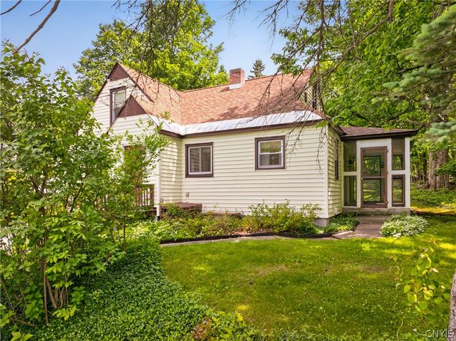 5 Marwood Road, Deerfield, NY 13502