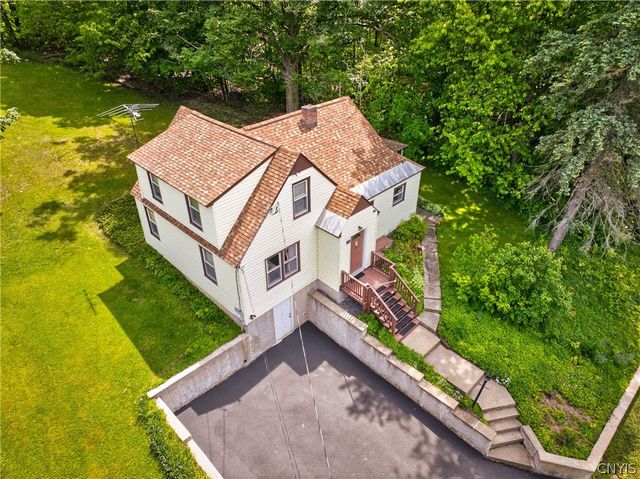 5 Marwood Road, Deerfield, NY 13502