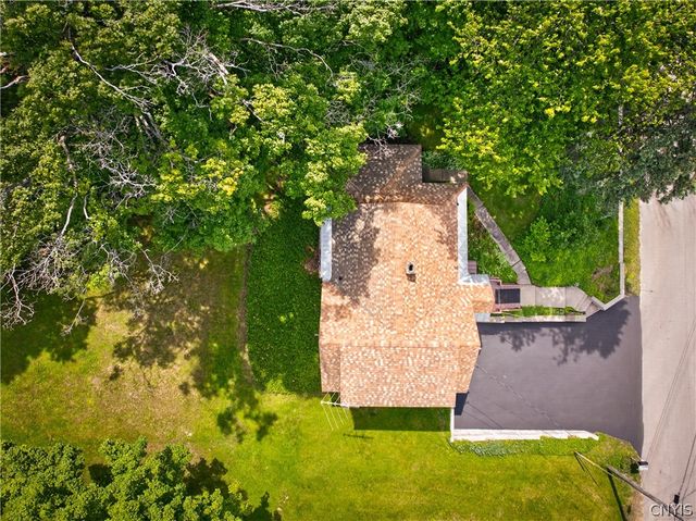 5 Marwood Road, Deerfield, NY 13502