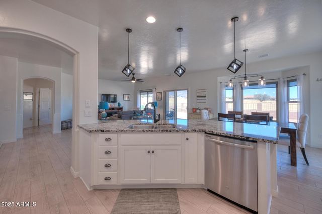 6209 E SADDLEHORN Circle, Hereford, AZ 85615