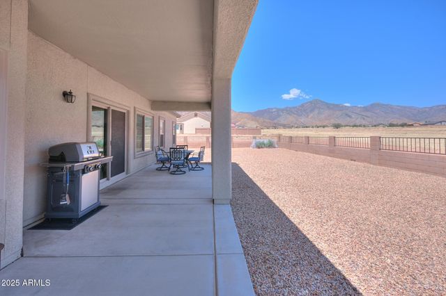 6209 E SADDLEHORN Circle, Hereford, AZ 85615