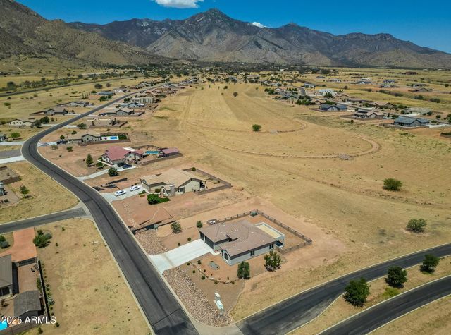 6209 E SADDLEHORN Circle, Hereford, AZ 85615