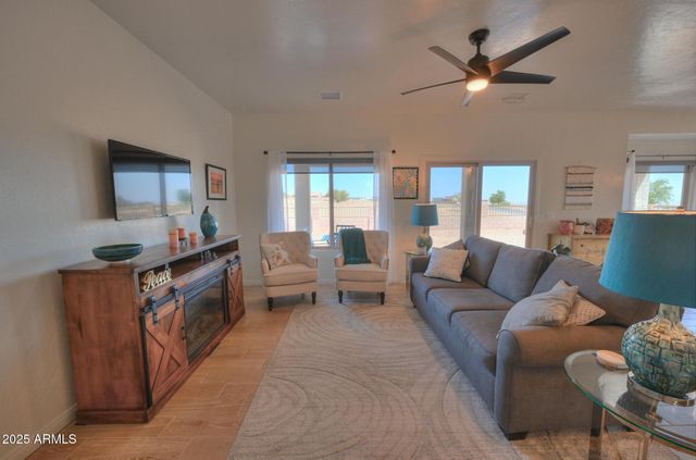 6209 E SADDLEHORN Circle, Hereford, AZ 85615